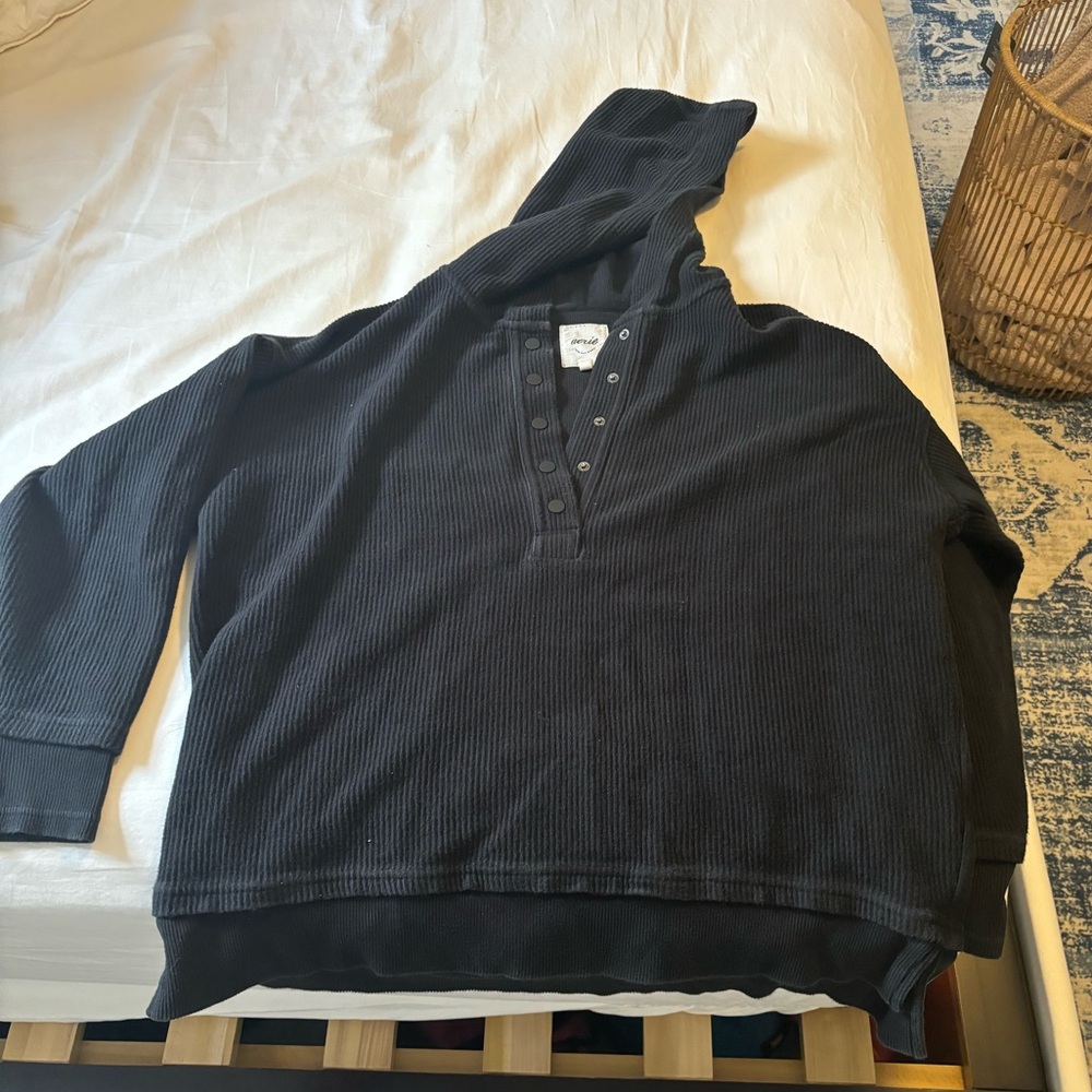 AERIE RIBBED BLACK SWEATSHIRT